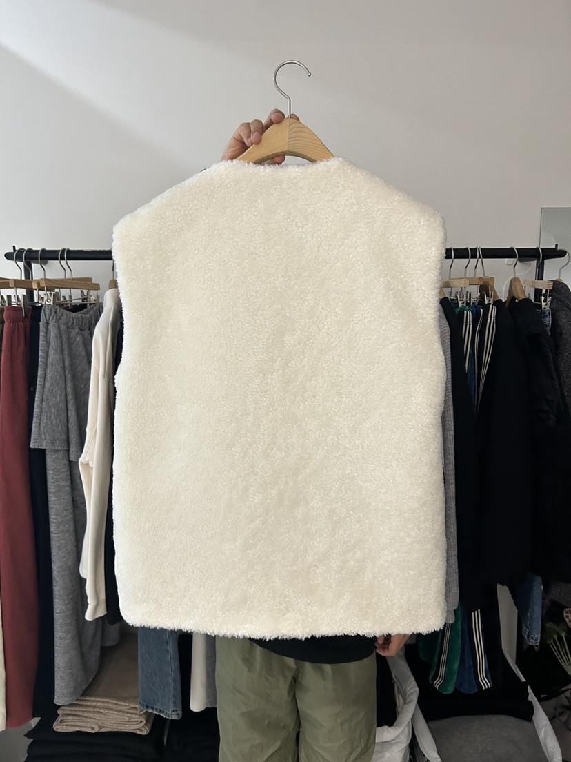 AS THOUGHT東大門㊣直郵女裝新品真品推薦職業25秋冬馬甲羊毛AS THOUGHT馬甲