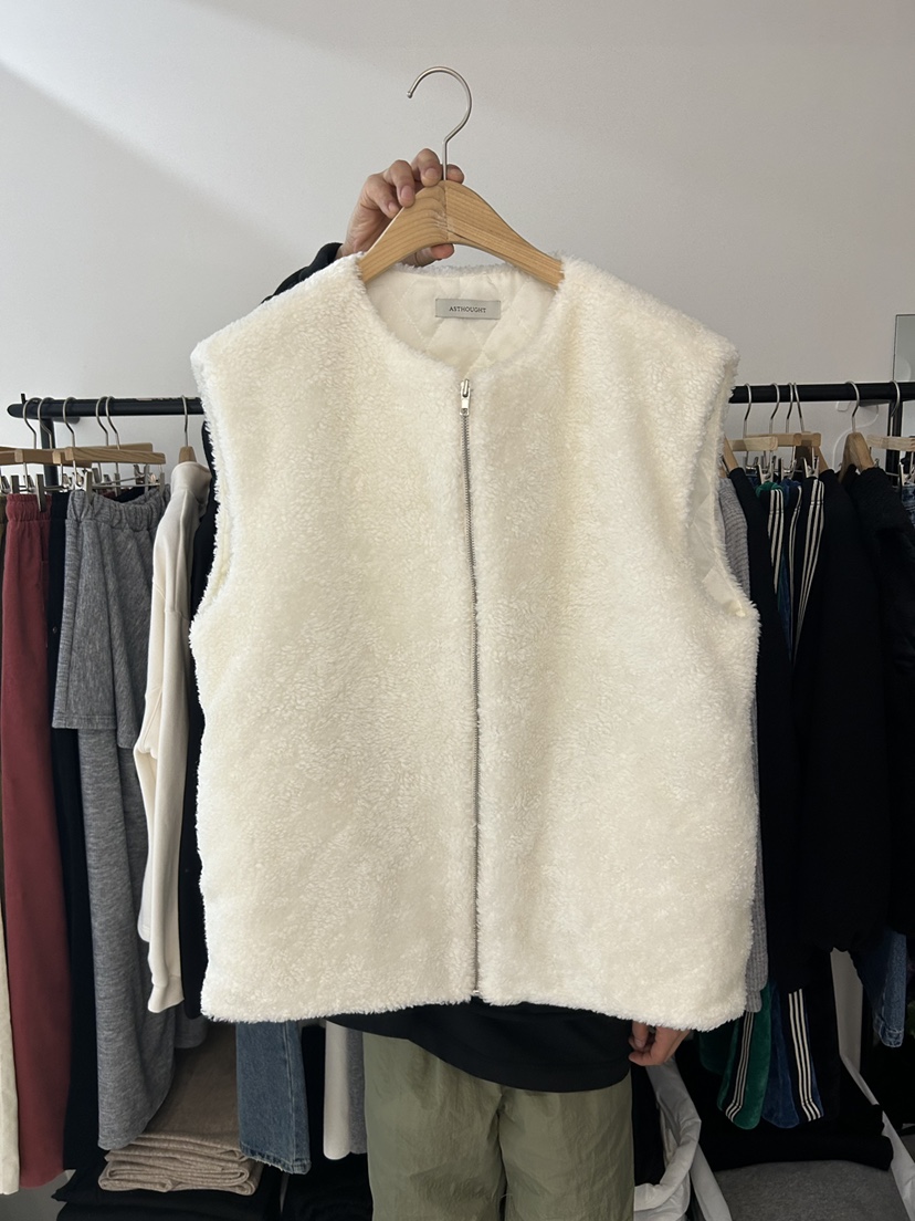 AS THOUGHT東大門㊣直郵女裝新品真品推薦職業25秋冬馬甲羊毛AS THOUGHT馬甲圖色1