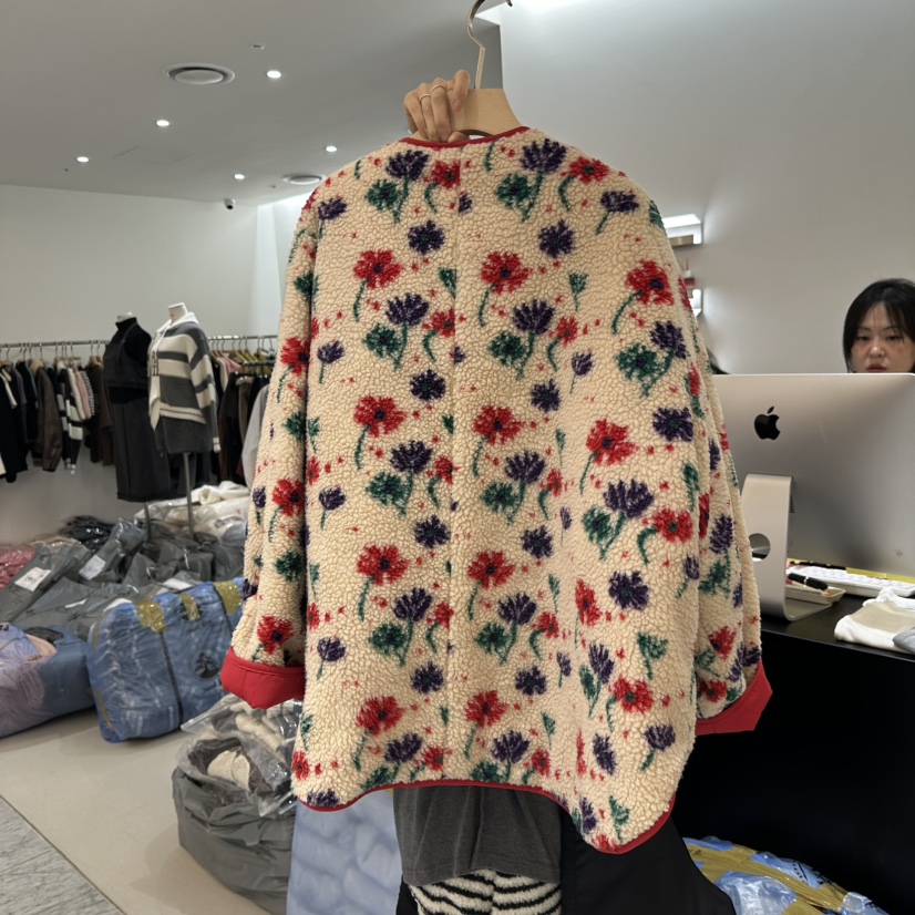 BAGUETTE-P韓國代購㊣女裝新品推薦時尚熱賣人氣夾克里外穿BAGUETTE-P夾克