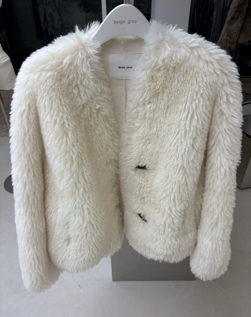 BEIGE GRAY東大門㊣代購女裝新品推薦熱賣職業人氣夾克皮草BEIGE GRAY夾克
