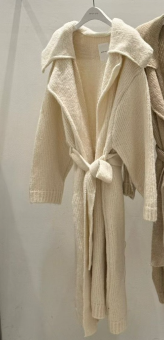 BEIGE GRAY東大門㊣代購女裝新款人氣時尚長款風衣含腰帶開衫BEIGE GRAY長款風衣