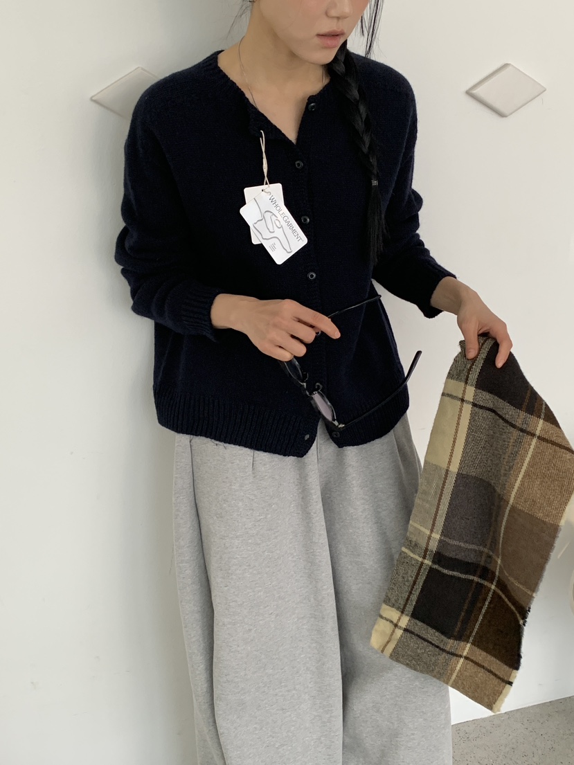 MILUI東大門㊣實拍女裝新品職業25秋冬人氣熱賣真品時尚針織衫MILUI針織衫