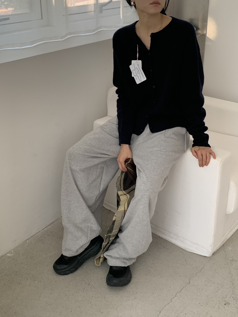 MILUI東大門㊣實拍女裝新品職業25秋冬人氣熱賣真品時尚針織衫MILUI針織衫