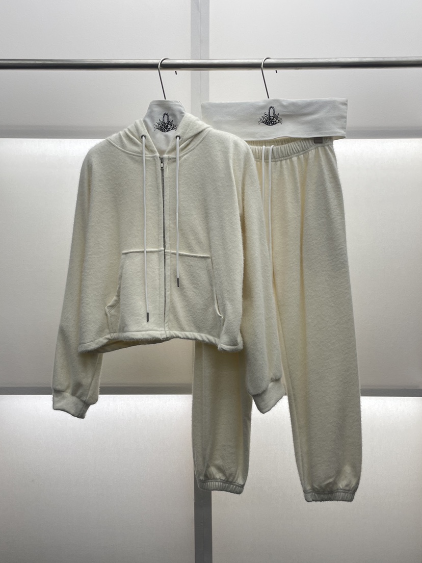 MILUI東大門㊣直郵女士新品真品推薦人氣25秋冬職業休閑衛衣MILUI衛衣