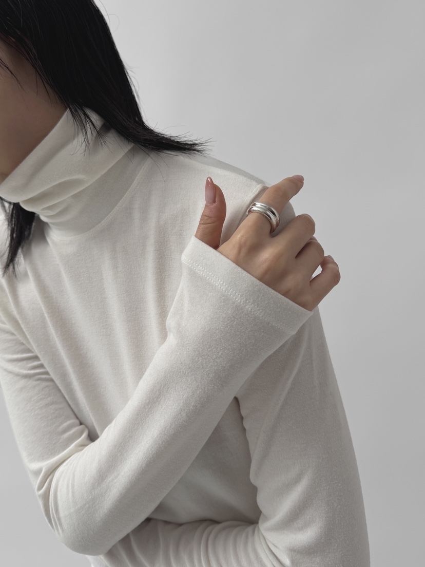 YIKHO STYLE東大門㊣直郵女裝新款時尚職業熱賣推薦長袖T恤YIKHO STYLE長袖T恤