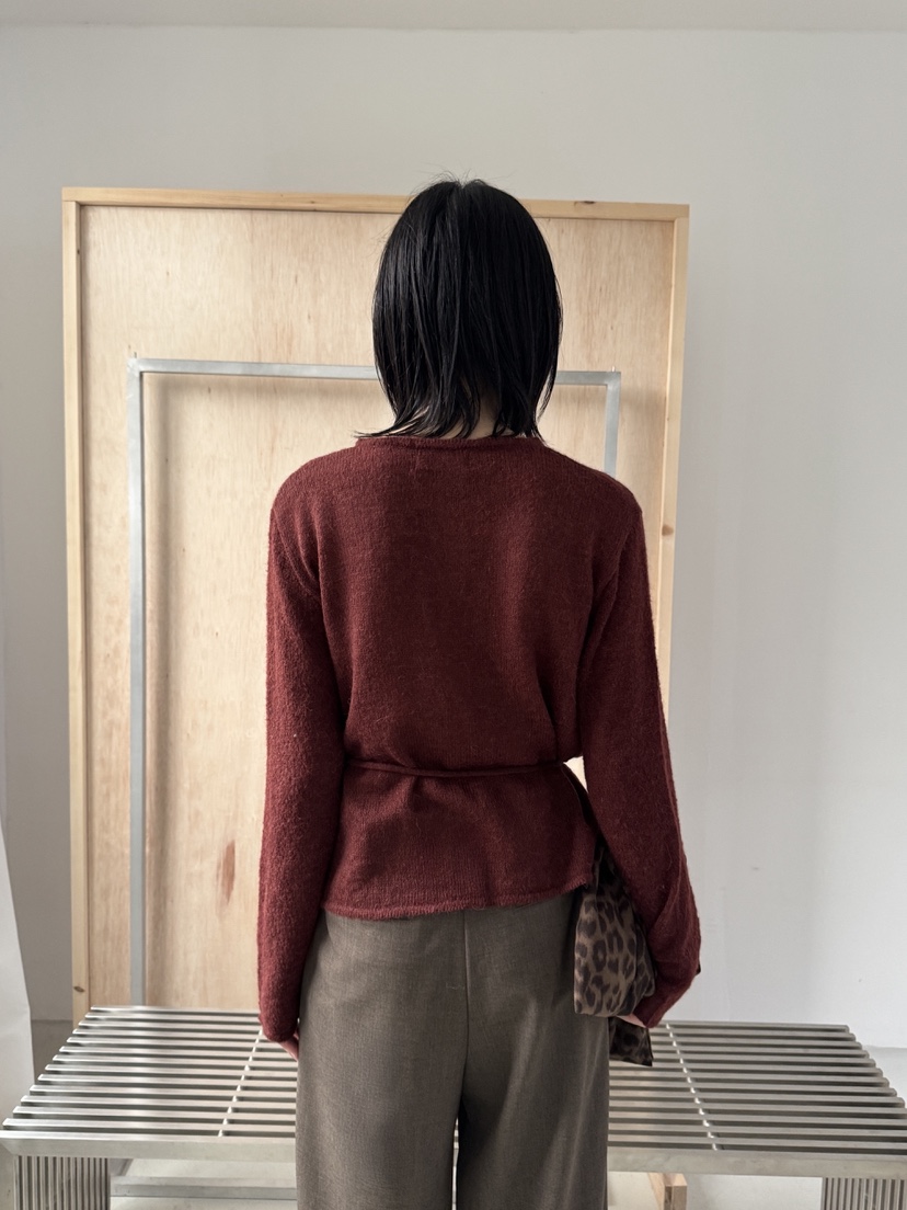 YIKHO STYLE東大門㊣實拍女士新品熱賣職業針織衫含腰繩羊駝YIKHO STYLE針織衫