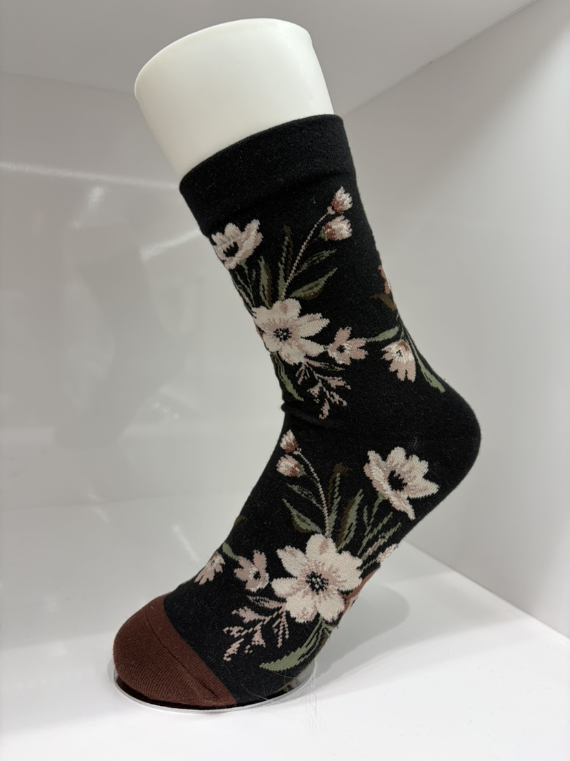 MU:TI韓國代購㊣女裝新品推薦職業25秋冬真品休閑熱賣時尚襪子MU:TI襪子圖色2