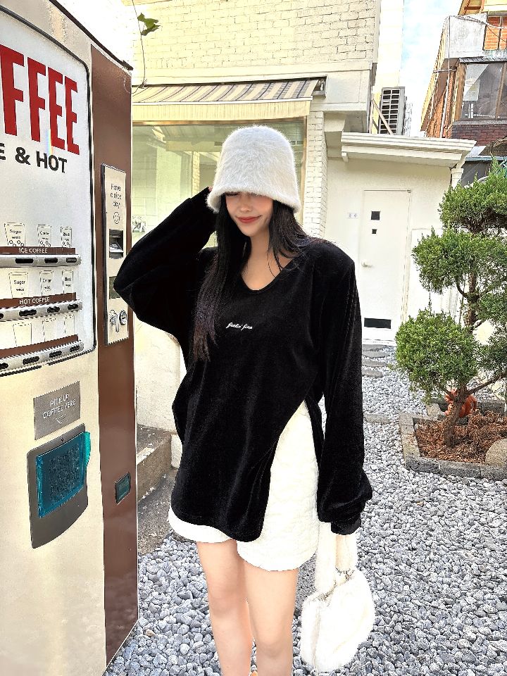 mars東大門㊣直郵女士新款熱賣時尚推薦真品長袖T恤刺繡絲絨mars長袖T恤