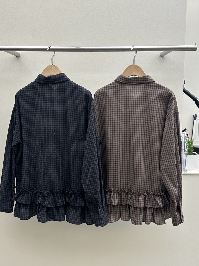 I MFACT韓國直郵㊣女裝新款熱賣襯衫蕾絲衫不含腰帶荷葉邊格紋I MFACT襯衫/蕾絲衫