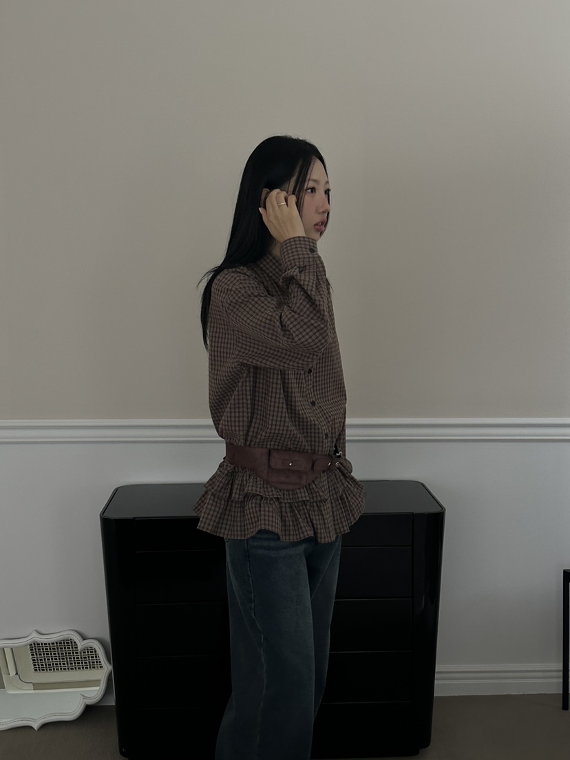 I MFACT韓國直郵㊣女裝新款熱賣襯衫蕾絲衫不含腰帶荷葉邊格紋I MFACT襯衫/蕾絲衫