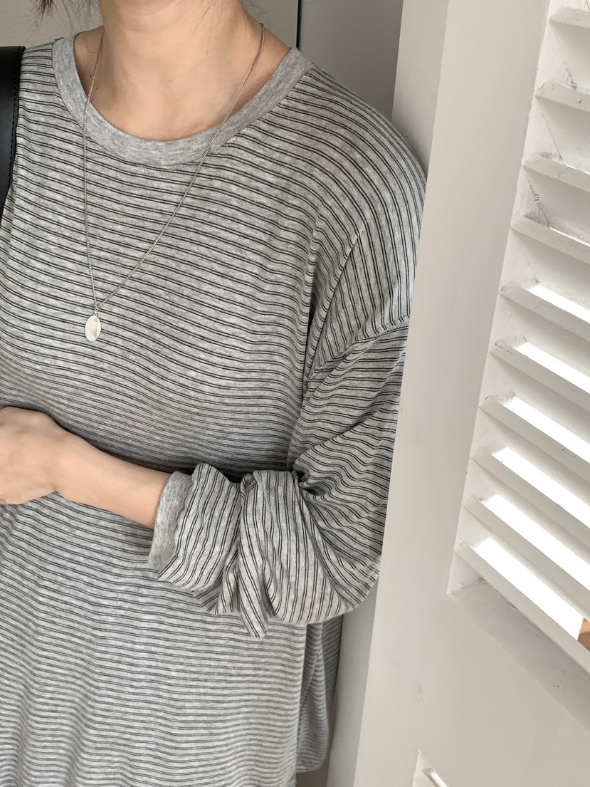 PLANTS ON GRAY東大門㊣直郵女士新款25秋冬推薦職業長袖T恤PLANTS ON GRAY長袖T恤