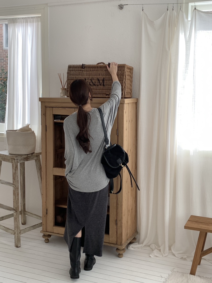 PLANTS ON GRAY東大門㊣直郵女士新款25秋冬推薦職業長袖T恤PLANTS ON GRAY長袖T恤