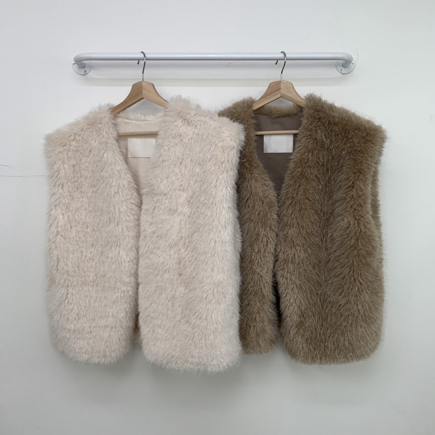 PLANTS ON GRAY東大門㊣代購女士新款熱賣時尚推薦人氣馬甲PLANTS ON GRAY馬甲