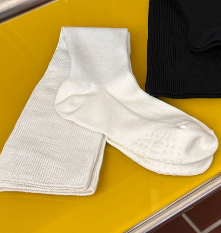 MU:TI韓國代購㊣女裝新款人氣25秋冬休閑推薦真品熱賣職業襪子MU:TI襪子圖色1