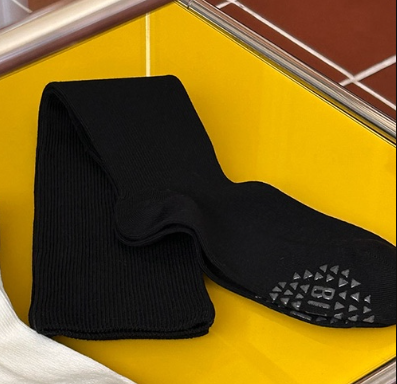 MU:TI韓國代購㊣女裝新款人氣25秋冬休閑推薦真品熱賣職業襪子MU:TI襪子圖色2