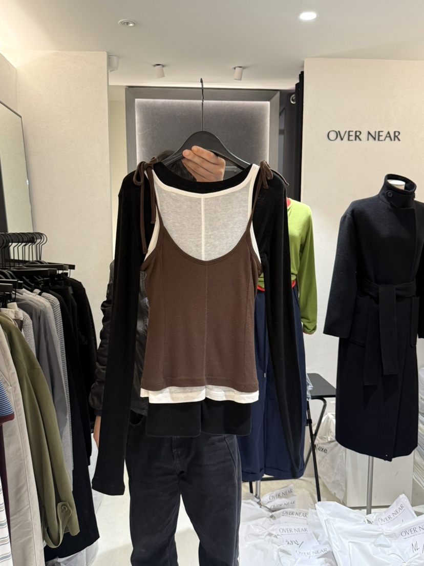OVER NEAR東大門㊣直郵女裝新款推薦25秋冬熱賣真品長袖T恤OVER NEAR長袖T恤