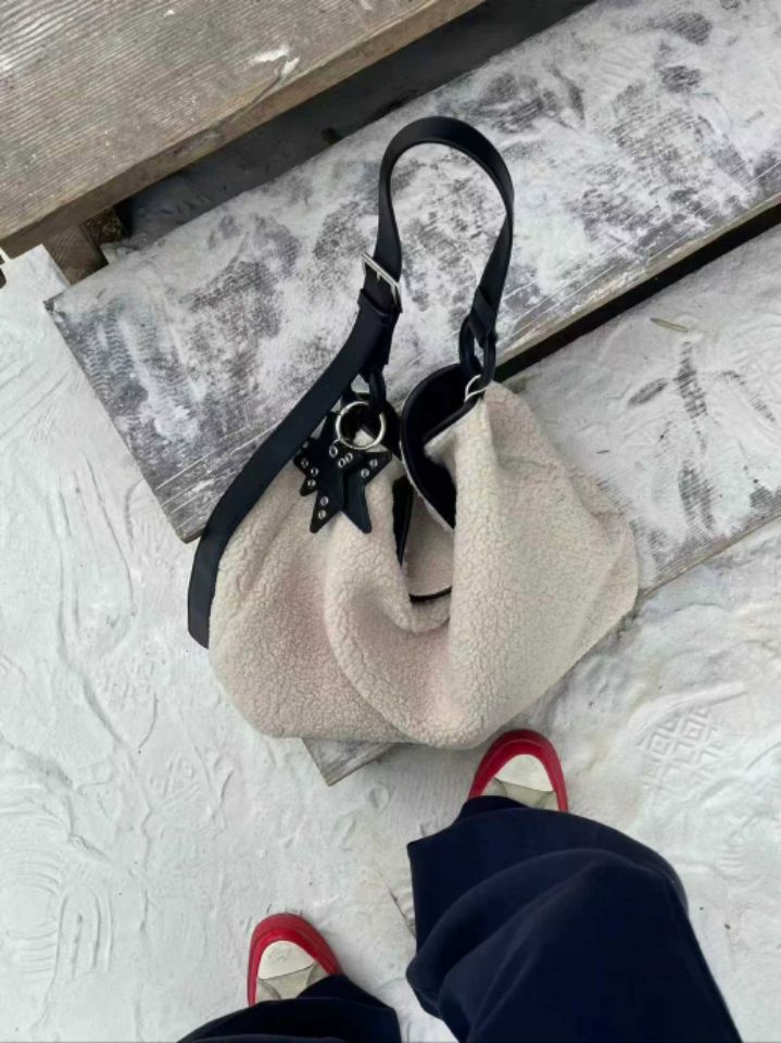 TROUVAILLE東大門㊣直郵女裝新款25秋冬人氣時尚單肩斜跨包TROUVAILLE單肩/斜跨包