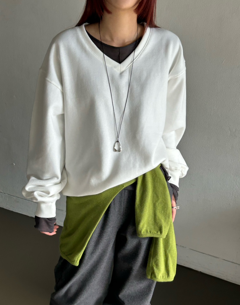 OVER NEAR東大門㊣直郵女士新款職業推薦真品25秋冬人氣衛衣OVER NEAR衛衣