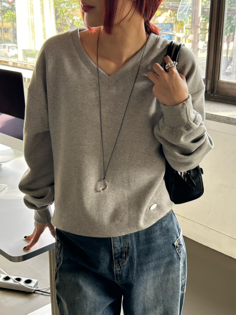 OVER NEAR東大門㊣直郵女士新款職業推薦真品25秋冬人氣衛衣OVER NEAR衛衣