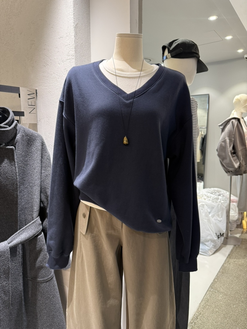 OVER NEAR東大門㊣直郵女士新款職業推薦真品25秋冬人氣衛衣OVER NEAR衛衣圖色3