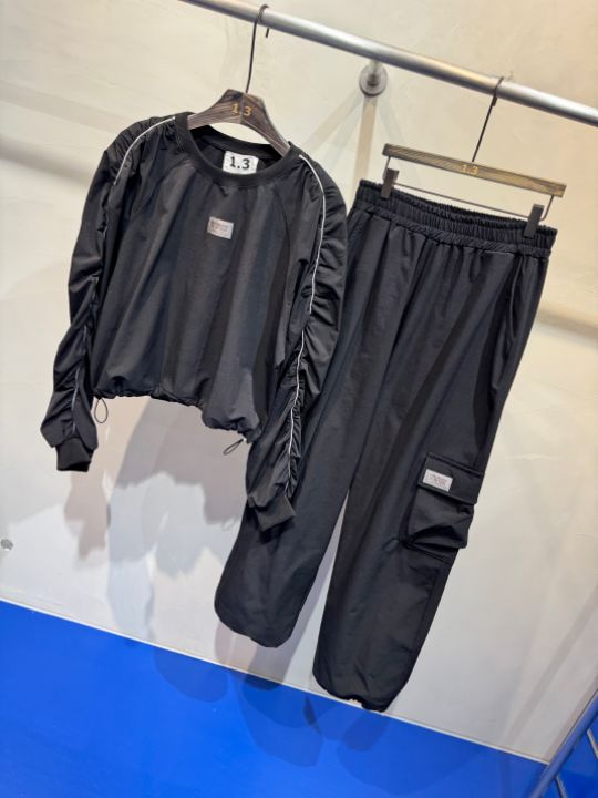 1.3東大門㊣直郵女裝新款25秋冬熱賣人氣真品職業套裝褶皺1.3套裝