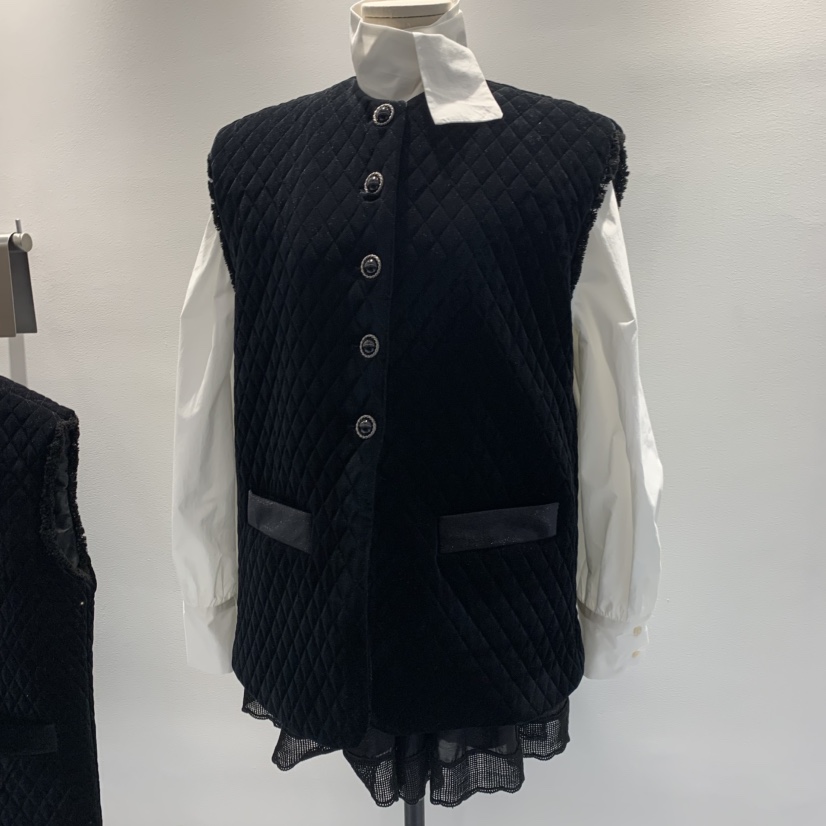 A東大門㊣直郵女裝新款休閑人氣推薦真品馬甲不含內搭天鵝絨A STORE馬甲