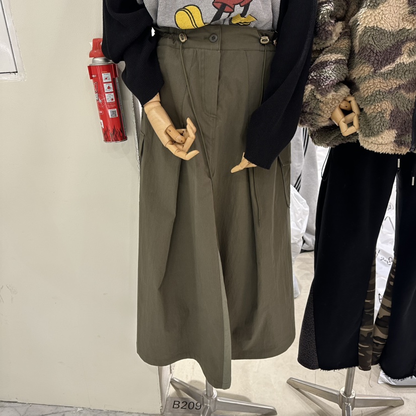 VANTA東大門㊣實拍女裝新品真品休閑熱賣推薦25秋冬職業長裙VANTA長裙