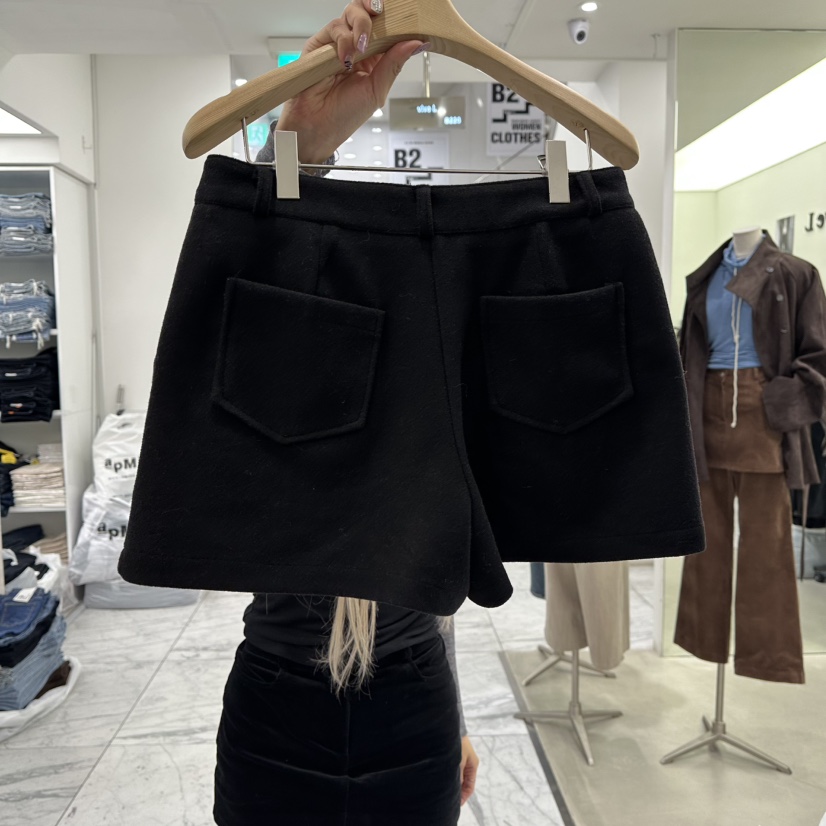 VIVEL東大門㊣代購女裝新品人氣推薦25秋冬真品職業短褲羊毛VIVEL短褲