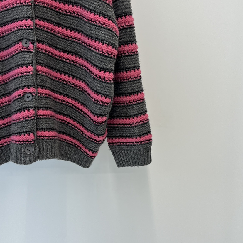 ANOTHER AVENUE東大門㊣直郵女裝新品休閑熱賣針織衫羊毛開衫ANOTHER AVENUE針織衫