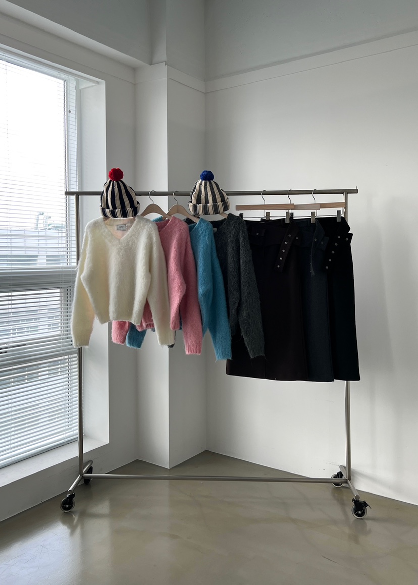 ANOTHER AVENUE東大門㊣代購女士新品推薦針織衫安哥拉V領ANOTHER AVENUE針織衫