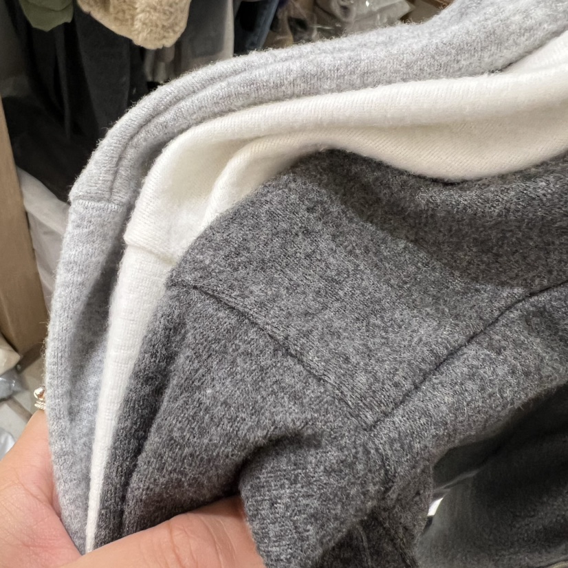 HOWFF東大門㊣直郵女裝新款人氣職業熱賣休閑25秋冬長袖T恤HOWFF長袖T恤