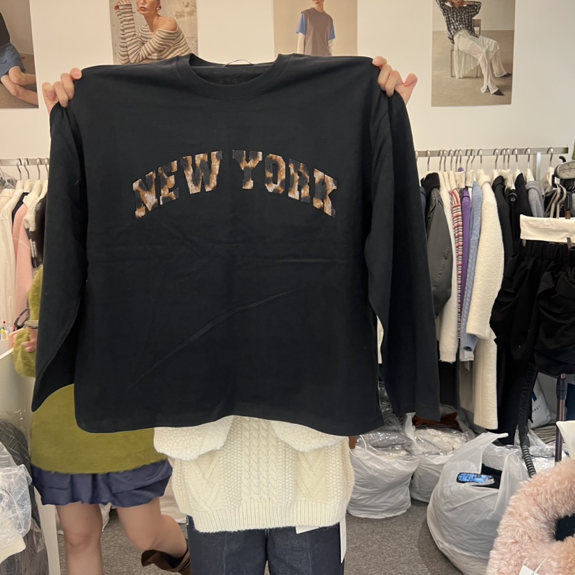 SALONDEMAG韓國代購㊣女士新款真品熱賣人氣長袖T恤不含配飾SALONDEMAG長袖T恤圖色2