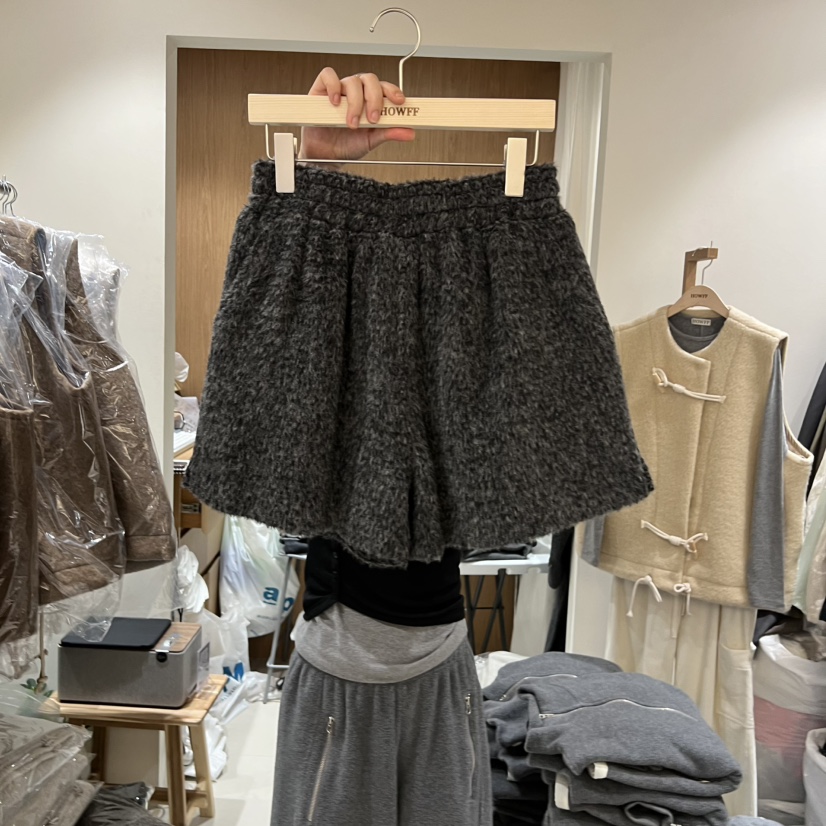 HOWFF東大門㊣實拍女裝新款真品熱賣25秋冬人氣短褲羊毛寬松HOWFF短褲
