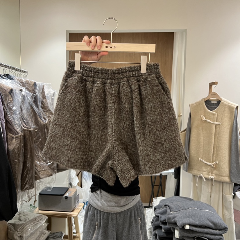 HOWFF東大門㊣實拍女裝新款真品熱賣25秋冬人氣短褲羊毛寬松HOWFF短褲圖色2