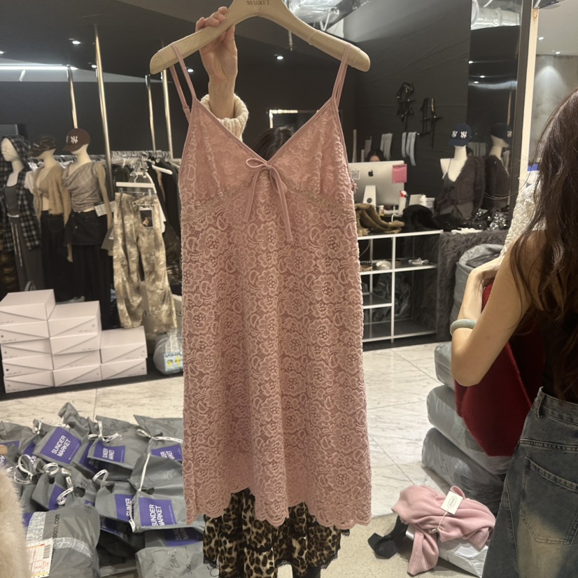 SUNDER MARKET東大門㊣直郵女裝新款休閑職業連衣裙蕾絲花SUNDER MARKET連衣裙