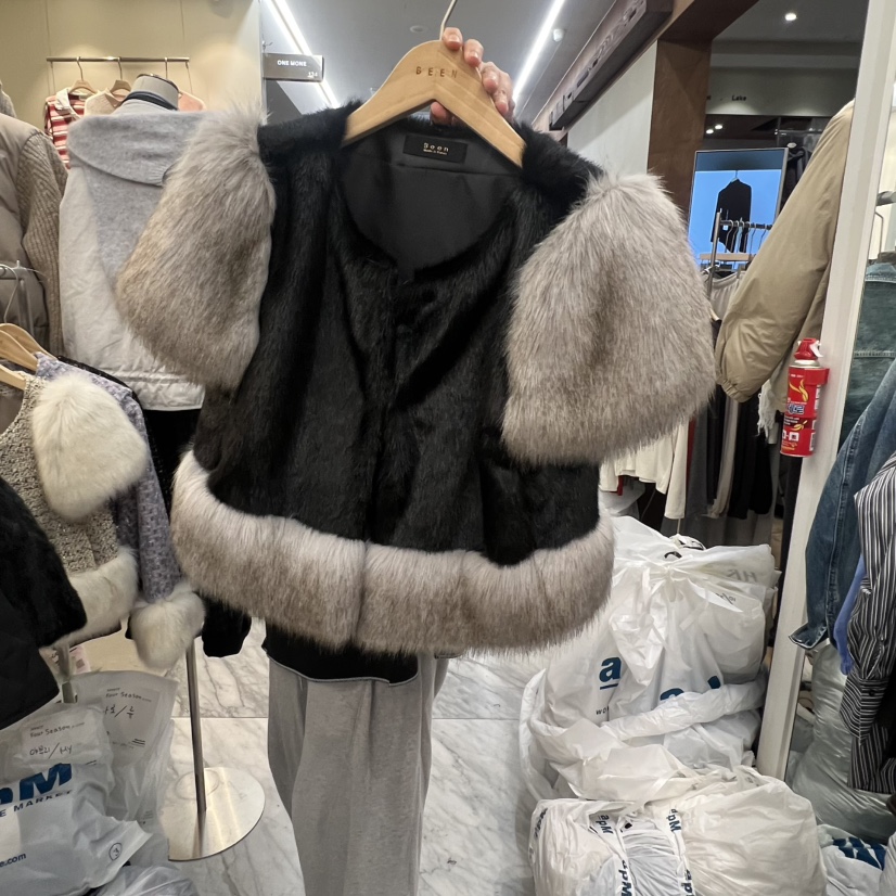 BEEN-A東大門㊣實拍女裝新款25秋冬熱賣職業短款大衣拼色貂皮BEEN-A短款大衣