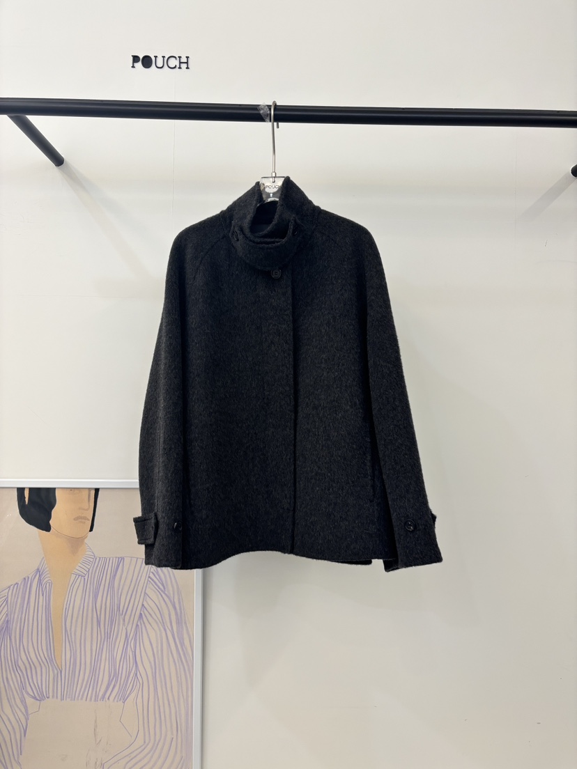 POUCH韓國代購㊣女士新品時尚人氣推薦熱賣真品短款大衣羊駝POUCH短款大衣圖色2