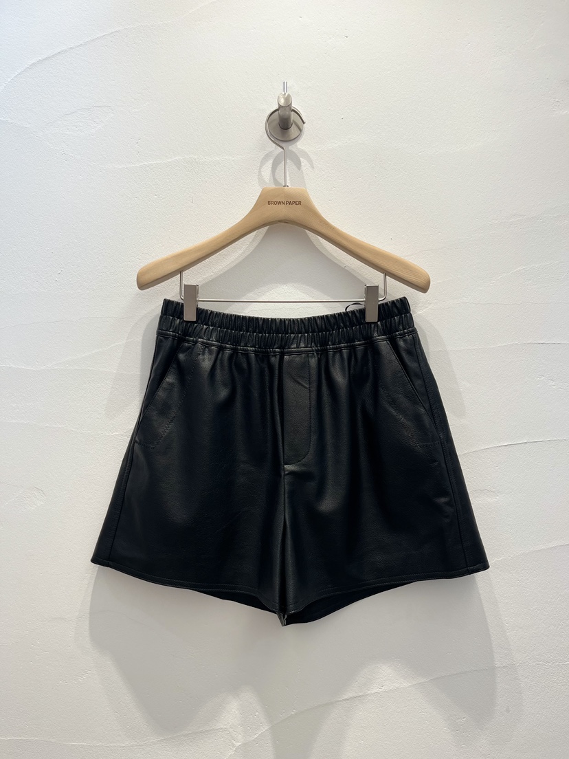 BROWN PAPER-S東大門㊣實拍女裝新品25秋冬時尚人氣真品短褲BROWN PAPER-S短褲圖色2