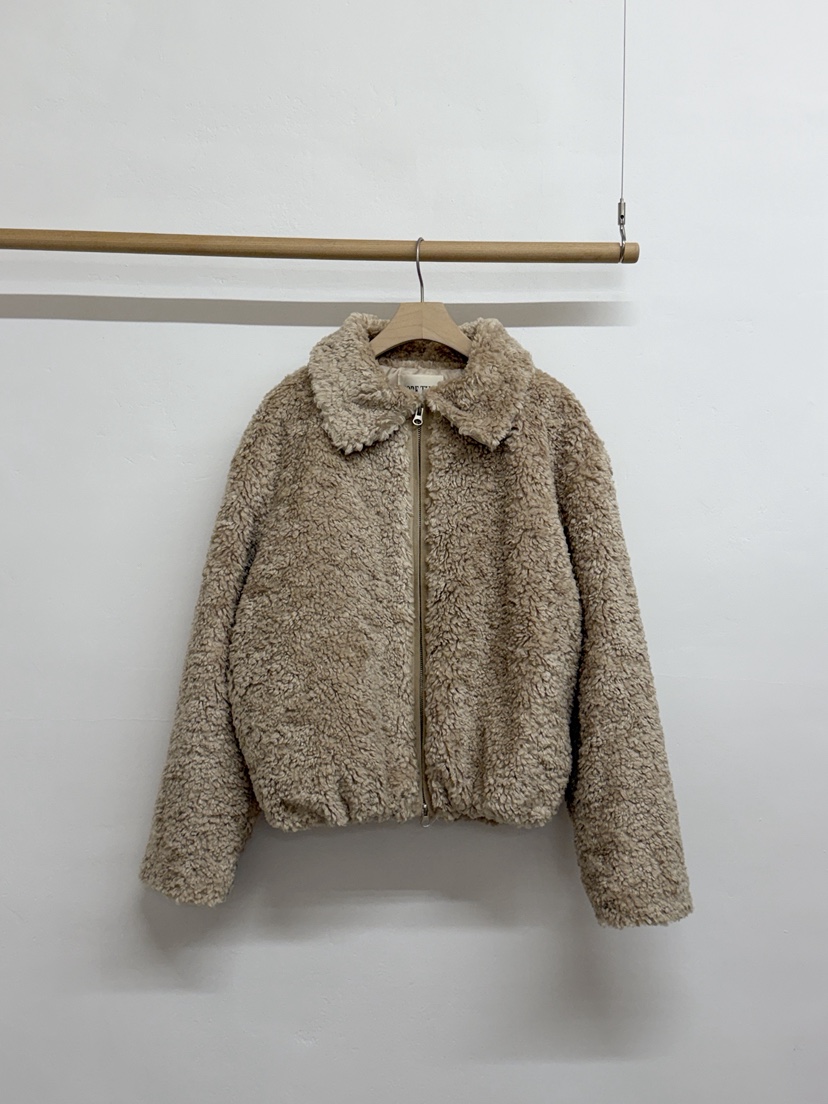 MORE THAN-P韓國代購㊣女裝新款推薦25秋冬時尚人氣熱賣夾克MORE THAN夾克圖色2