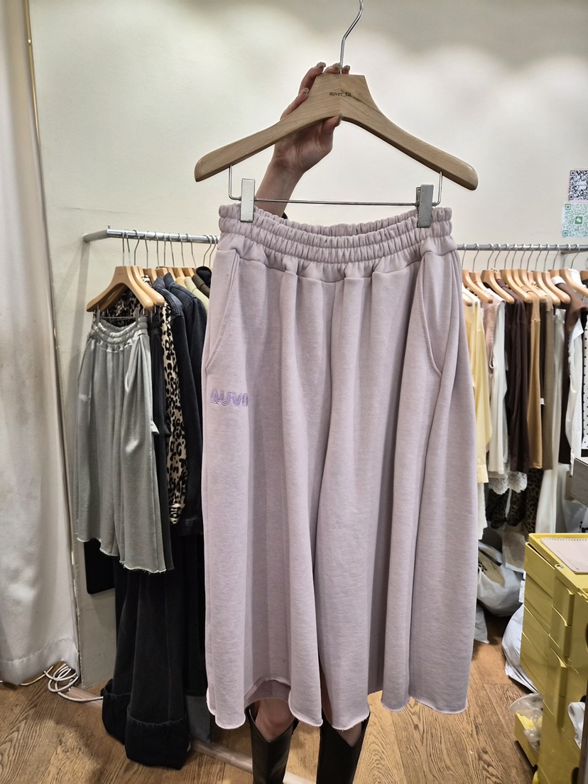 AUVERFIT東大門㊣代購女裝新款真品人氣職業25秋冬熱賣短褲AUVERFIT短褲