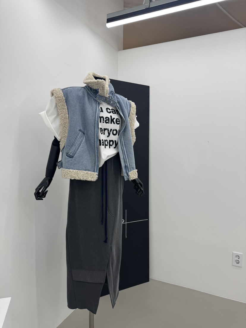 RED-A韓國代購㊣女裝新品推薦熱賣人氣時尚25秋冬休閑職業T恤RED-AT恤