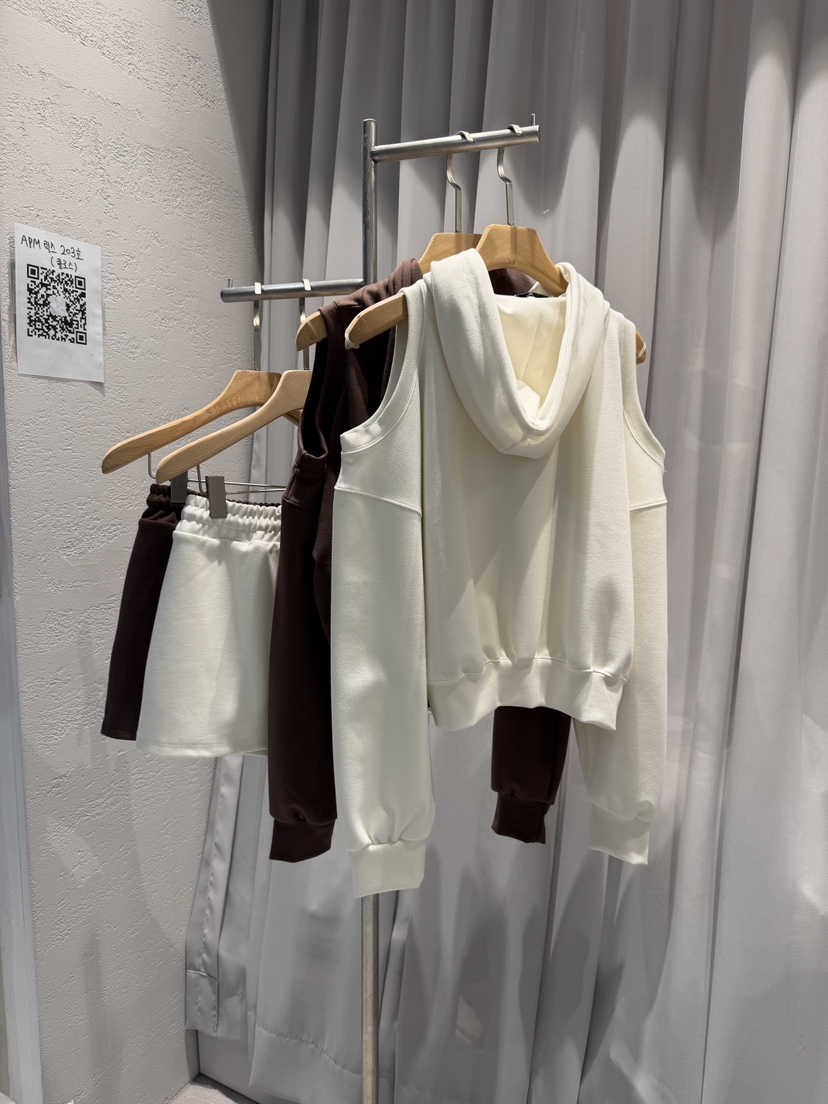 CLOTH東大門㊣直郵女士新款真品人氣推薦套裝連帽衫套裝開衩CLOTH套裝