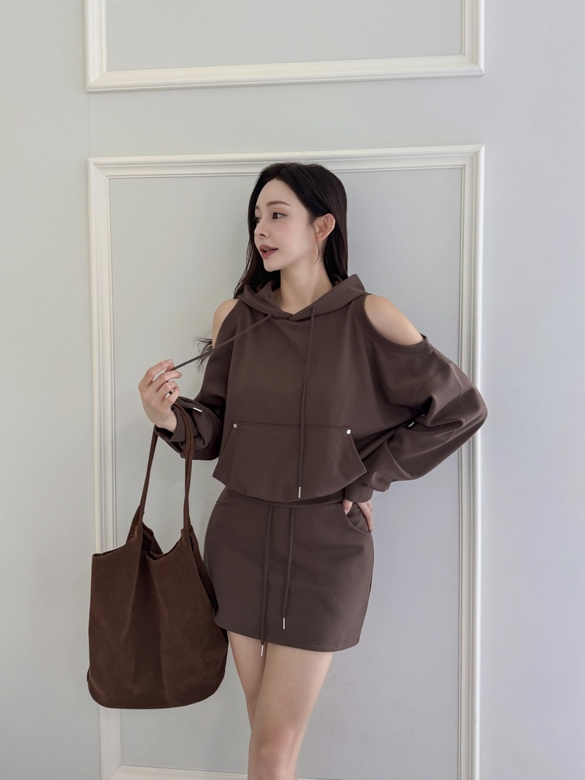 CLOTH東大門㊣直郵女士新款真品人氣推薦套裝連帽衫套裝開衩CLOTH套裝圖色2