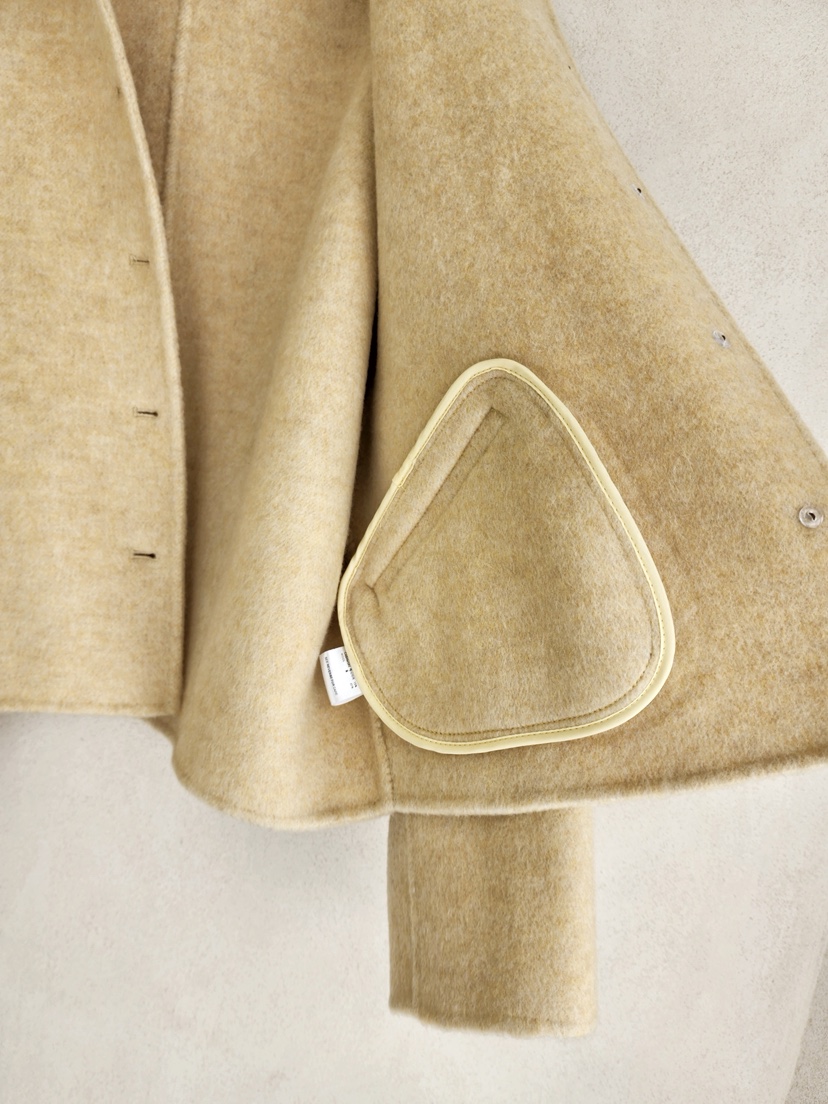 LA BLOOM東大門㊣實拍女士新品推薦真品人氣夾克手工制作羊絨La Bloom夾克