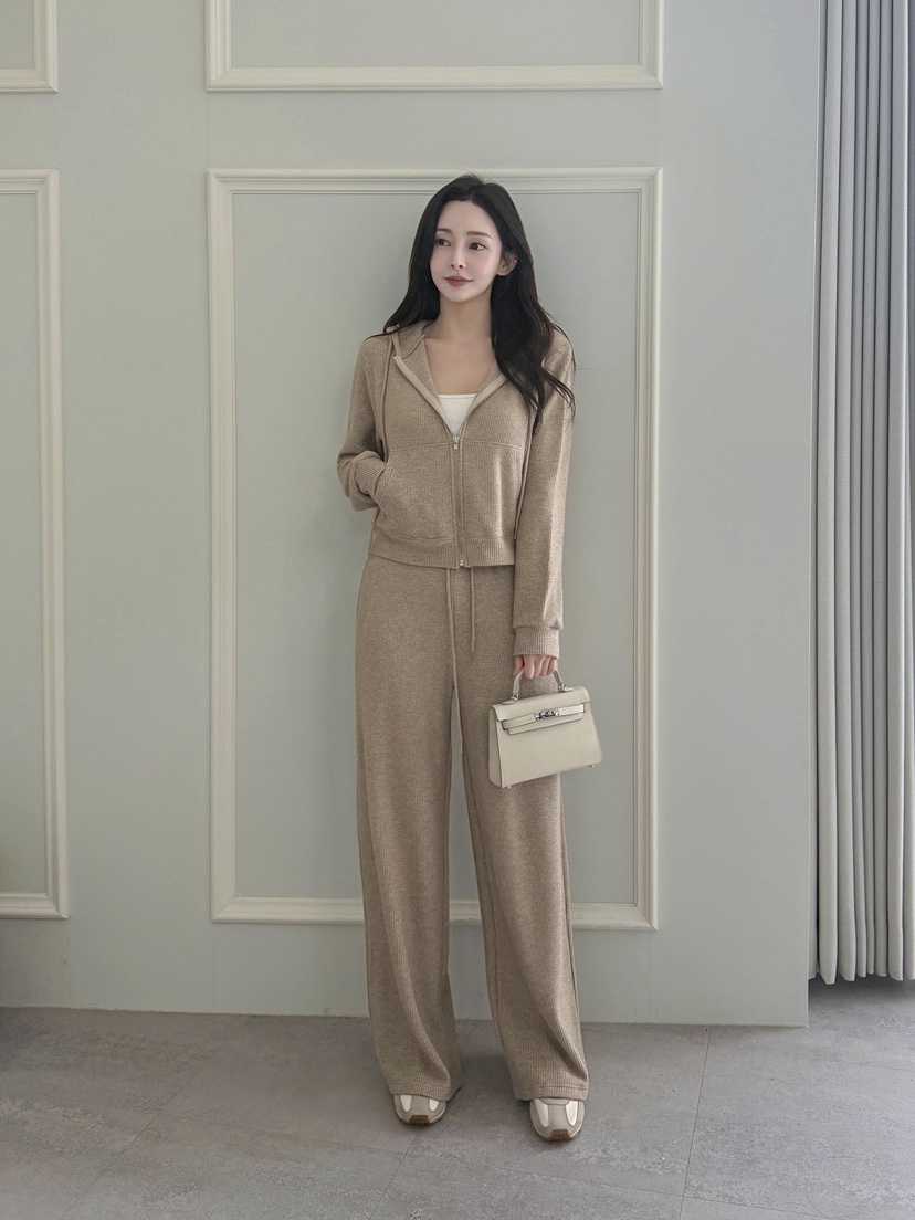 CLOTH韓國直郵㊣女裝新款推薦熱賣休閑人氣25秋冬真品套裝套裝CLOTH套裝