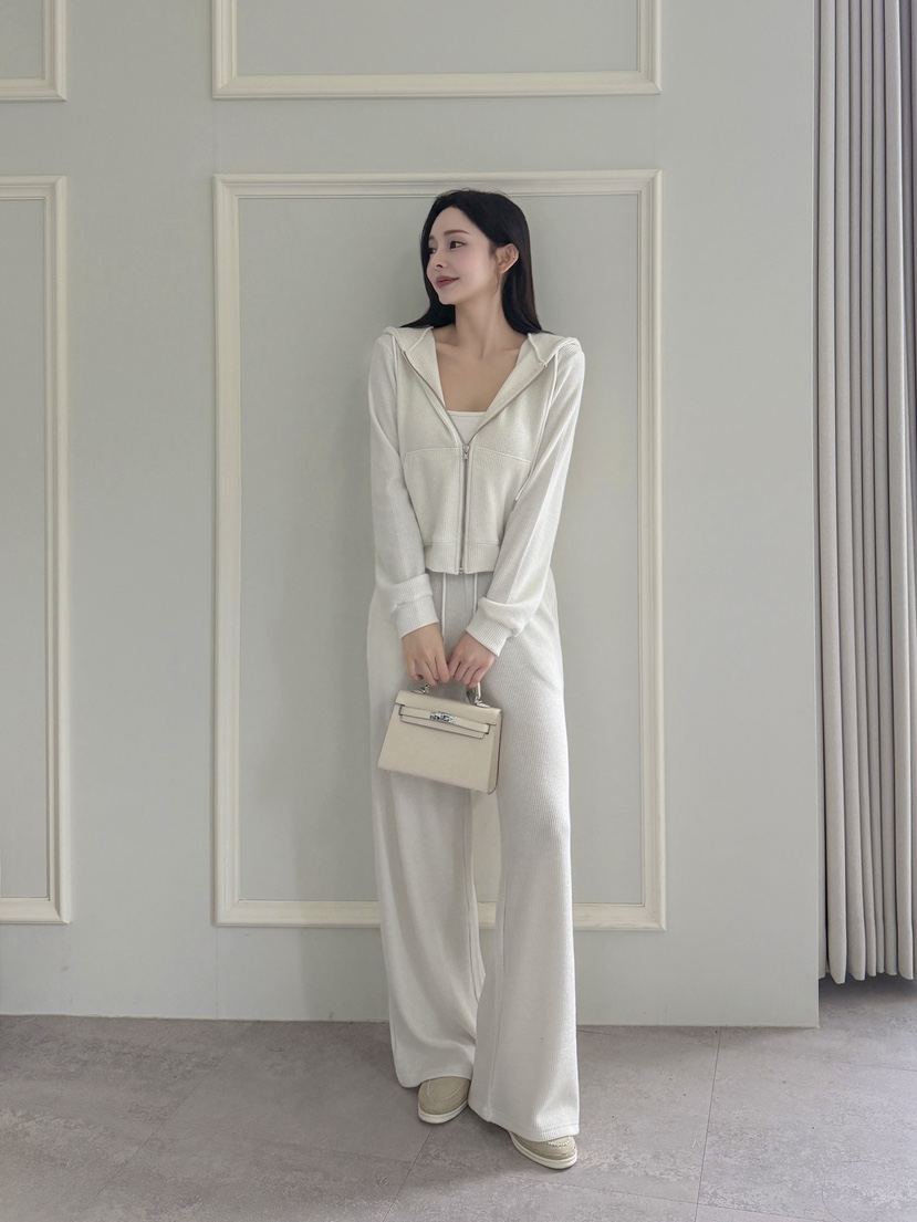 CLOTH韓國直郵㊣女裝新款推薦熱賣休閑人氣25秋冬真品套裝套裝CLOTH套裝