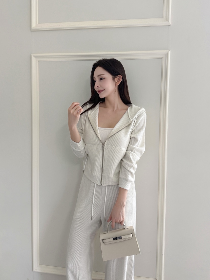 CLOTH韓國直郵㊣女裝新款推薦熱賣休閑人氣25秋冬真品套裝套裝CLOTH套裝