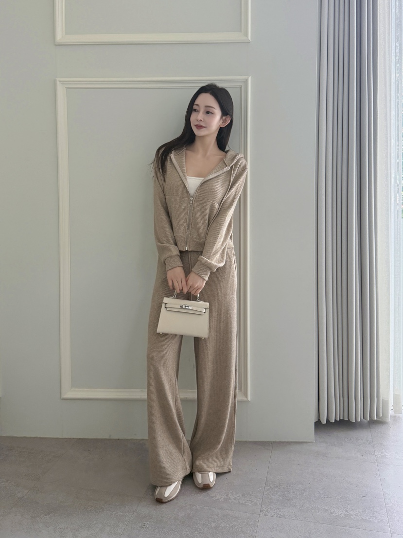 CLOTH韓國直郵㊣女裝新款推薦熱賣休閑人氣25秋冬真品套裝套裝CLOTH套裝