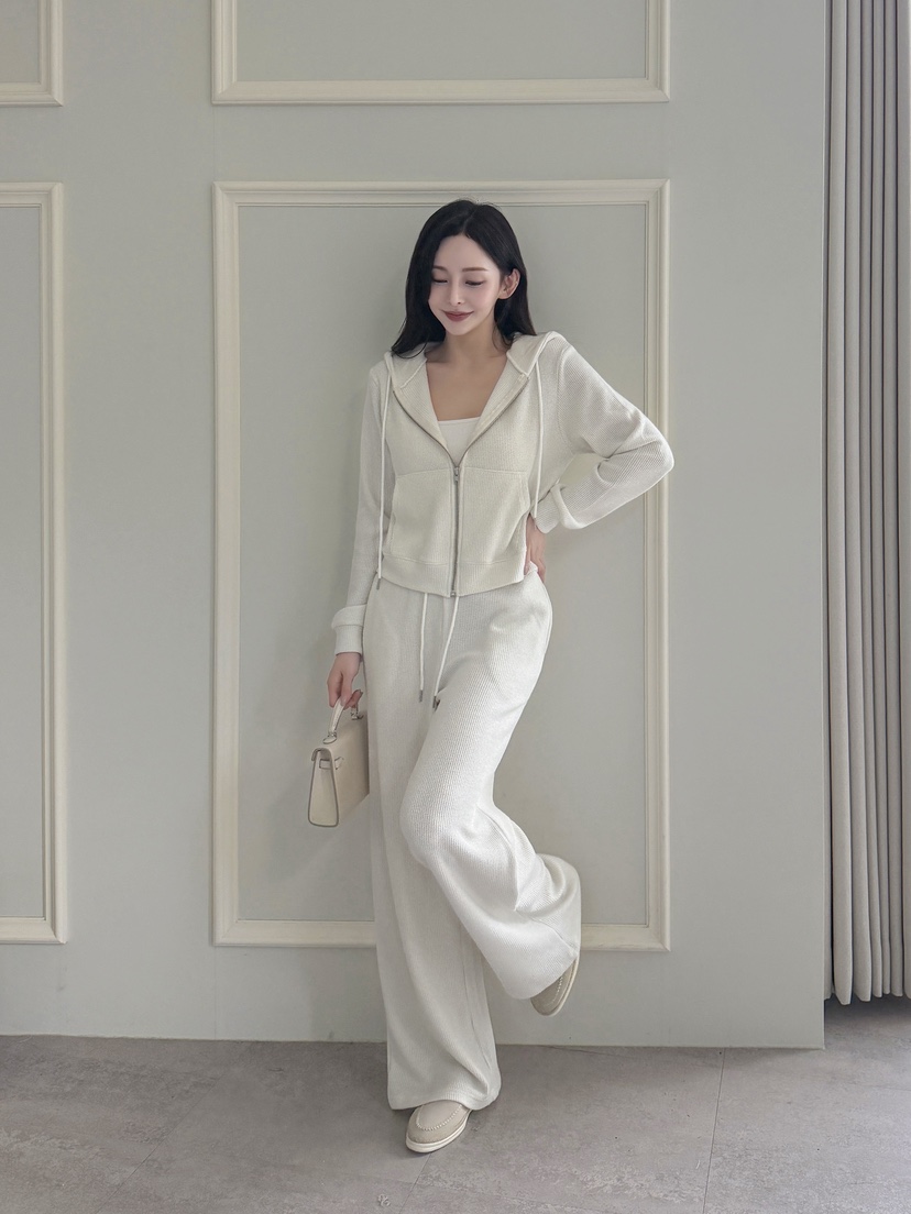 CLOTH韓國直郵㊣女裝新款推薦熱賣休閑人氣25秋冬真品套裝套裝CLOTH套裝圖色2