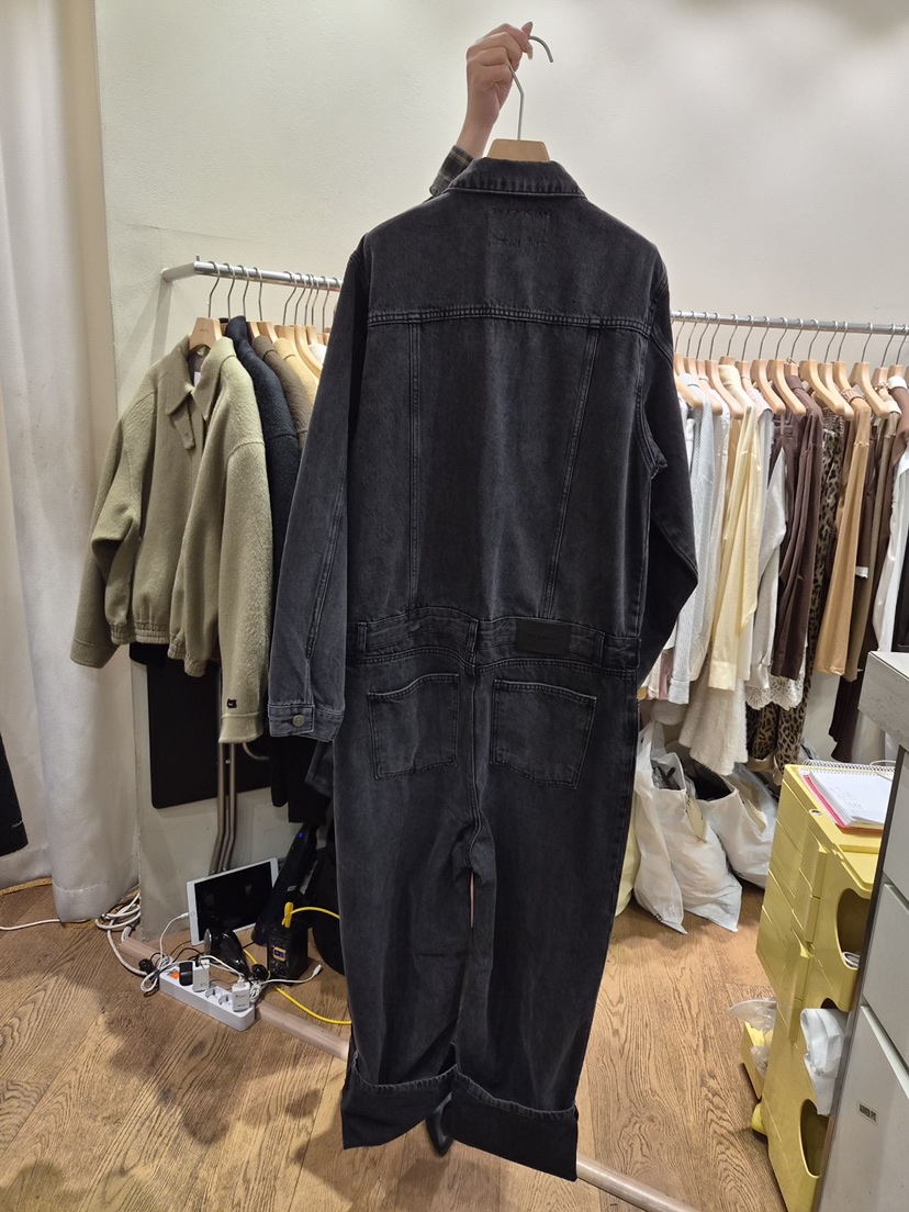 AUVERFIT東大門㊣實拍女裝新款人氣休閑推薦時尚連體褲修身AUVERFIT連體褲